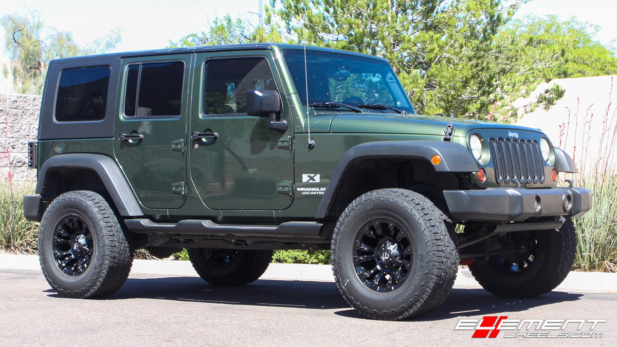 17 inch Fuel Off-Road Vapor All Matte Black D560 on 2008 Jeep Wrangler JK w/ 3" Lift