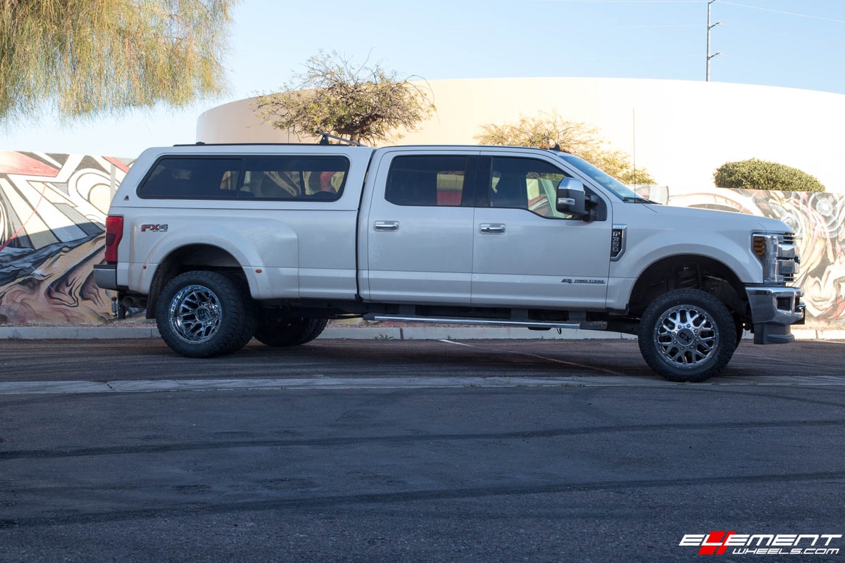 20 Inch XD Series XD843 in Chrome on a 2019 Ford F-350 Dually 4WD