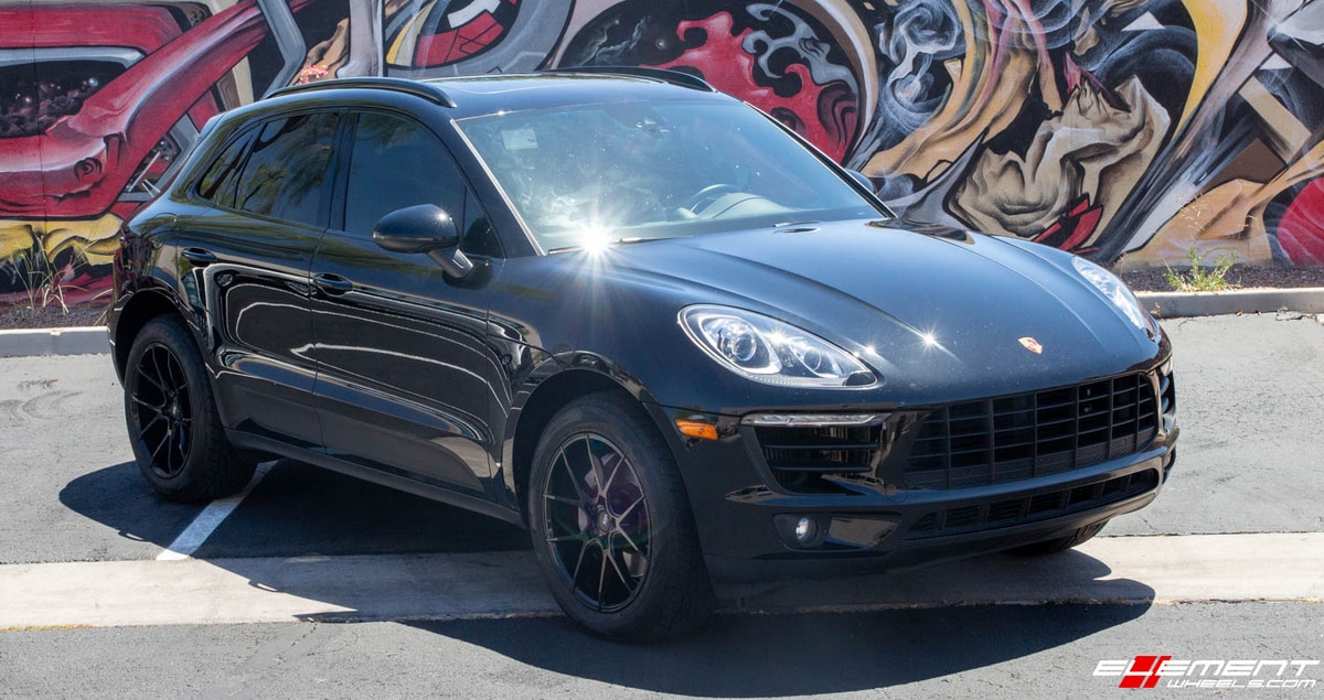 Staggered Savini Black Di Forza BM14 in Gloss Black on a 2017 Porsche Macan S
