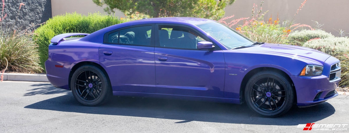 Staggered 20 Inch Variant Krypton in Gloss Piano Black on a 2014 Dodge Charger RT