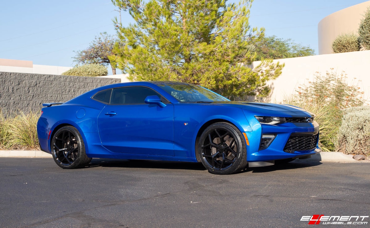 Staggered 20 Inch MRR M228 Camaro Replica on a 2017 Chevrolet Camaro 2SS