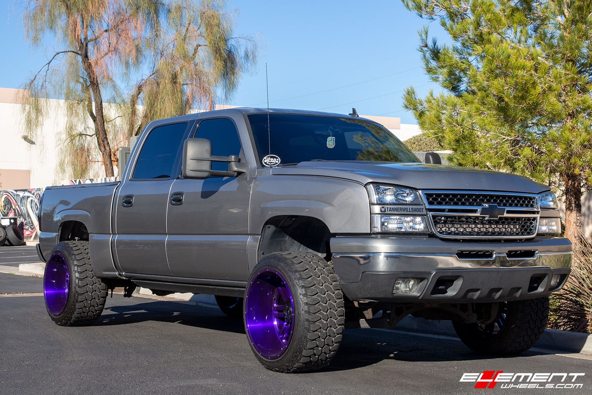 22 inch American Off-Road A106 Illusion Purple on a 2006 Chevrolet Silverado 1500