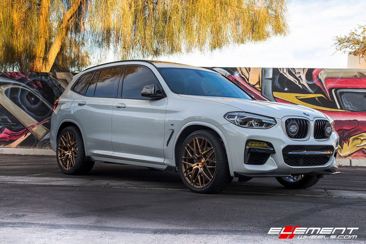 Staggered 21 Inch Rohana RFX10 on a 2019 BMW X3 M40i