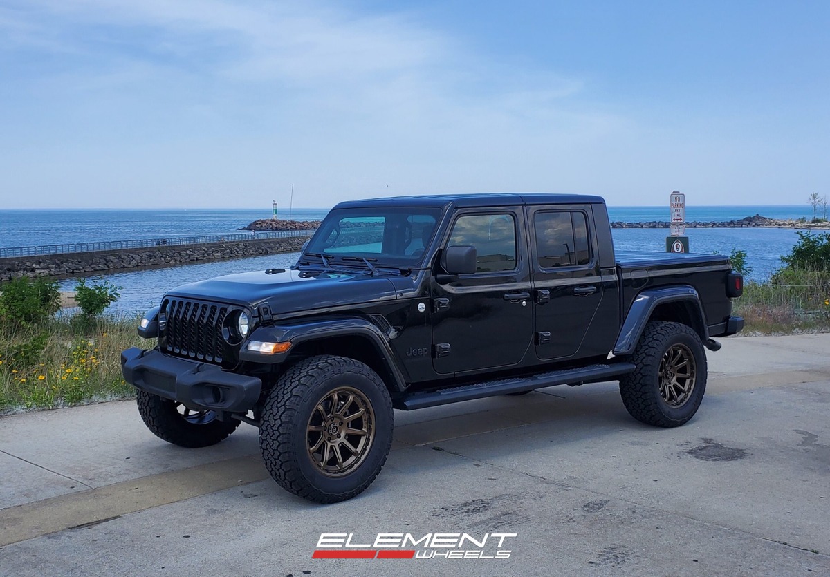 20 inch Fuel Off-Road Torque Matte Bronze on a Lifted 2021 Jeep Gladiator Sport