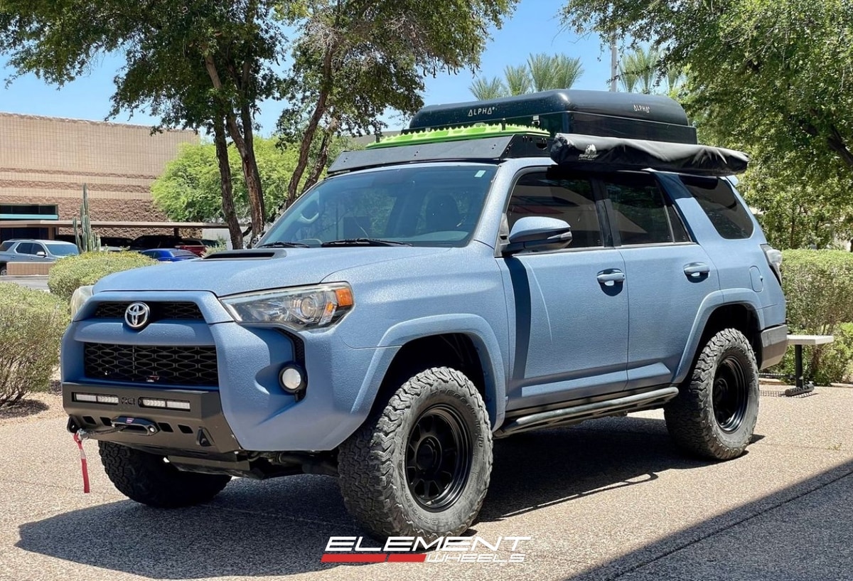 17 Inch Method Race MR316 in Matte Black on a 2015 Toyota 4-Runner