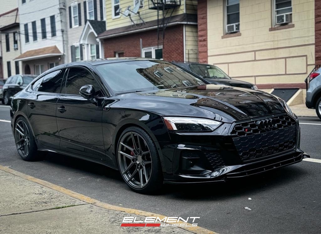 20 inch Variant Helium Gloss Gunmetal on 2022 Audi S5