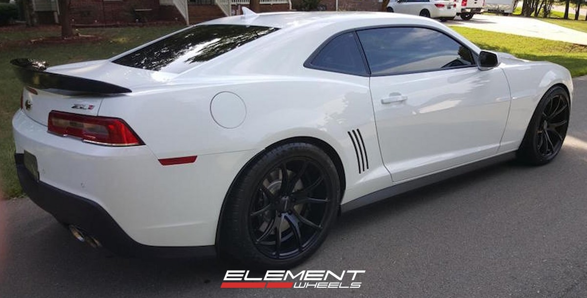 20 inch Staggered Varro VD01 Satin Black on 2015 Chevy Camaro ZL1 w/ Specs