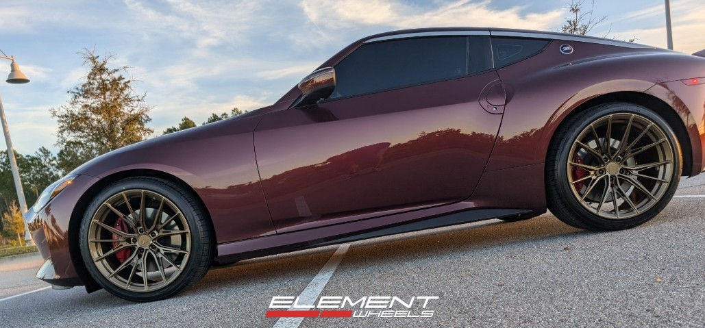 20 inch Staggered Variant Rian in Gloss Bronze on a 2024 Nissan Z
