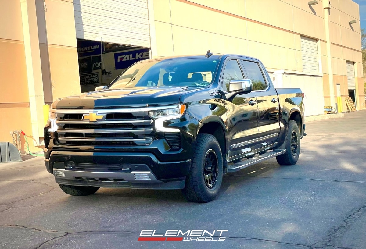 17 inch Method MR305 in Matte Black on a 2023 Chevrolet Silverado 1500