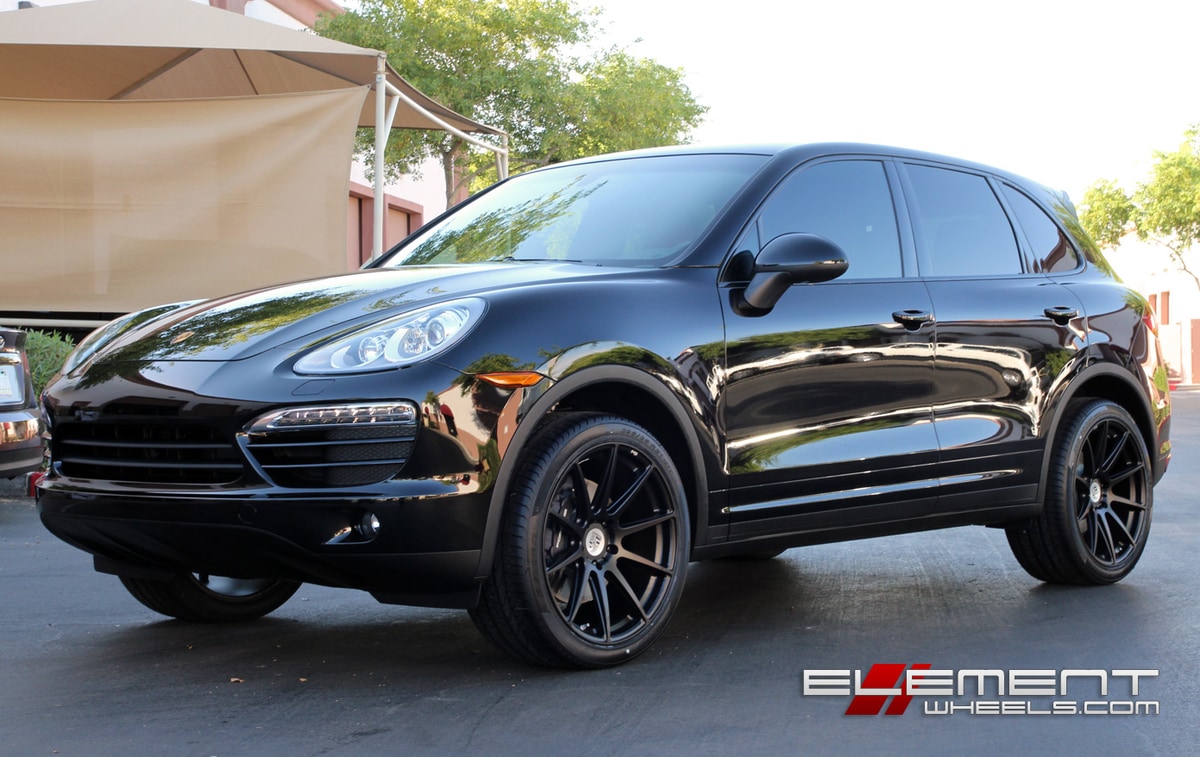 21x10.5 Niche Essen Black on 2014 Porsche Cayenne Non-Turbo w/ Specs
