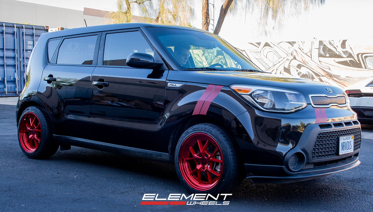 17 inch F1R F105 Candy Red on a 2016 Kia Soul