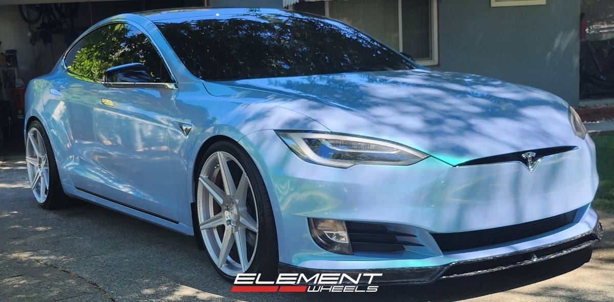 21 inch Ferrada Forge-8 FR7 Machined Silver on a 2016 Tesla Model S (AWD)