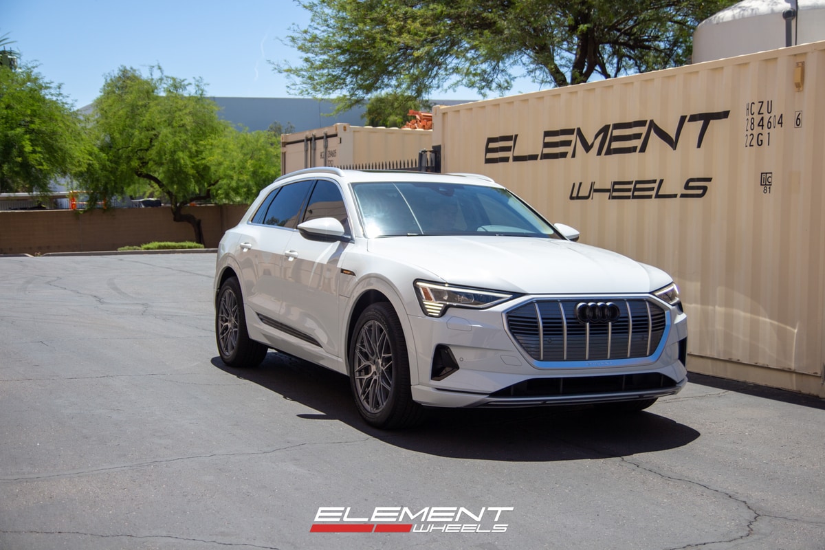 20 Inch Varro VD06X in Gloss Titanium w/ Brushed Face on a 2022 Audi E-Tron SUV