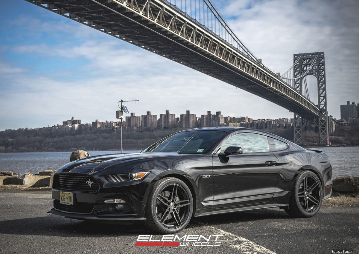 20 inch Staggered Vertini RF1.6 Gloss Black Brush Tint on a 2016 Ford Mustang GT w/ Specs