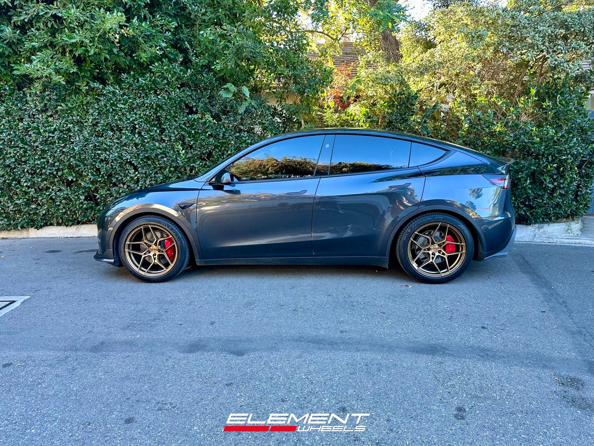 20 inch Rohana RFX11 in Brushed Bronze on a 2024 Tesla Model Y Performance