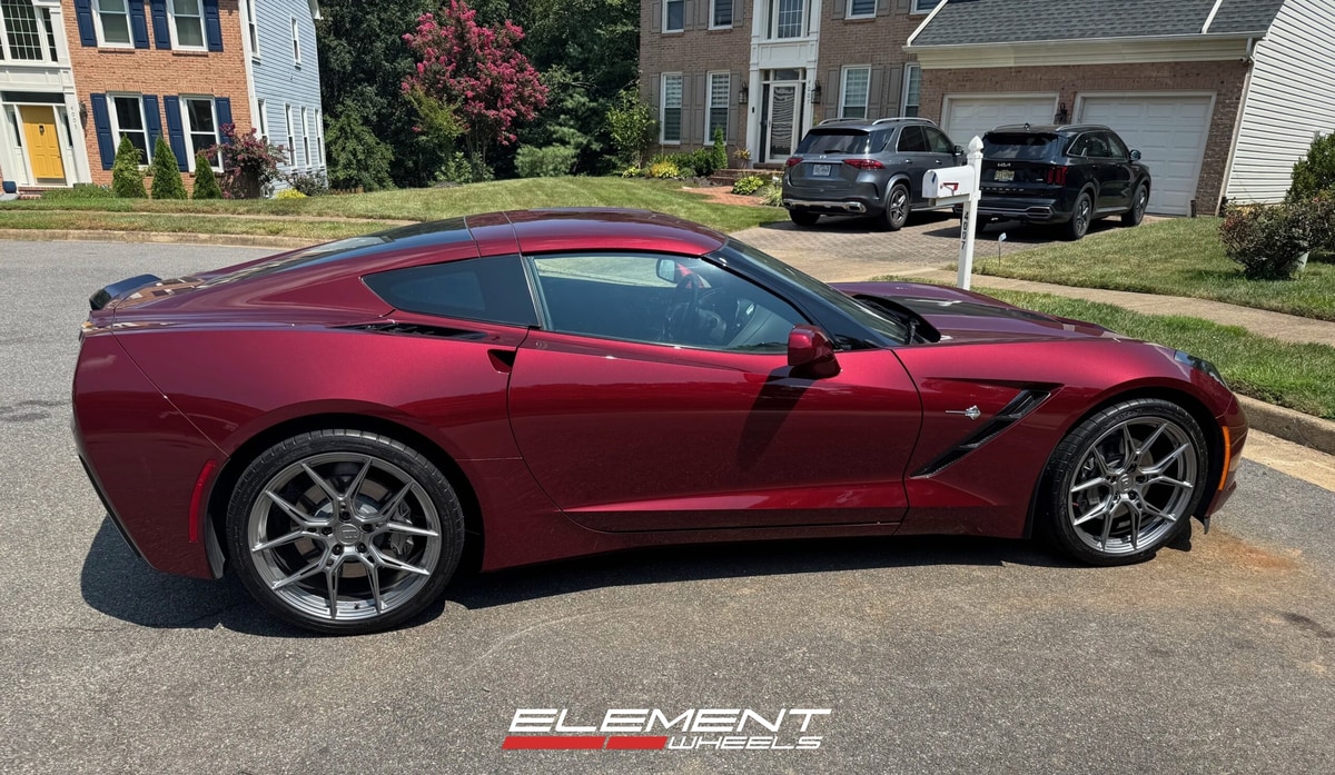 Variant Nysa in Gloss Gunmetal on a 2019 Chevrolet Corvette c7 z51