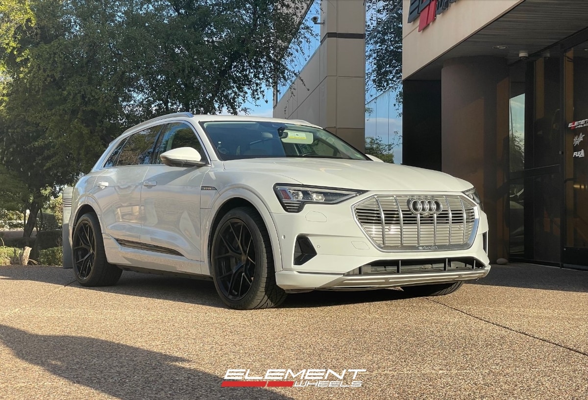 21 inch MRR FS06 in Gloss Black on a 2019 Audi E-Tron