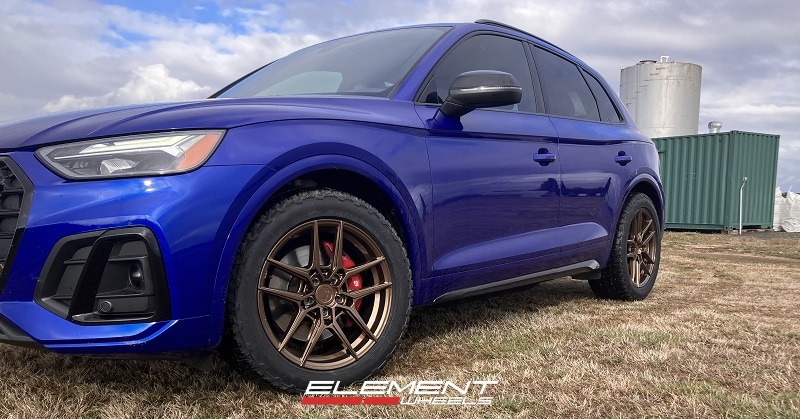 19 Inch Variant Helium Gloss Bronze on a 2022 Audi SQ5