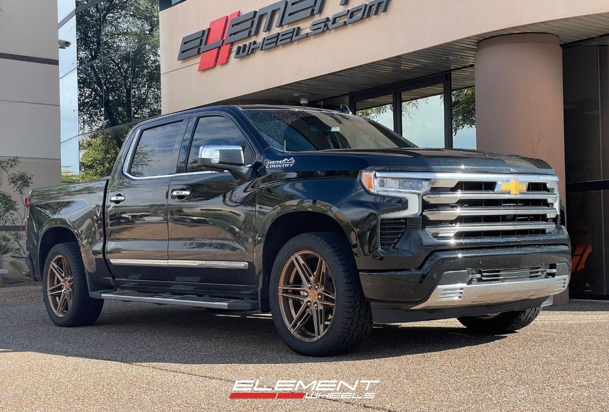 22 Inch Ferrada FT4 in Brushed Cobre on a 2023 Chevrolet Silverado 1500