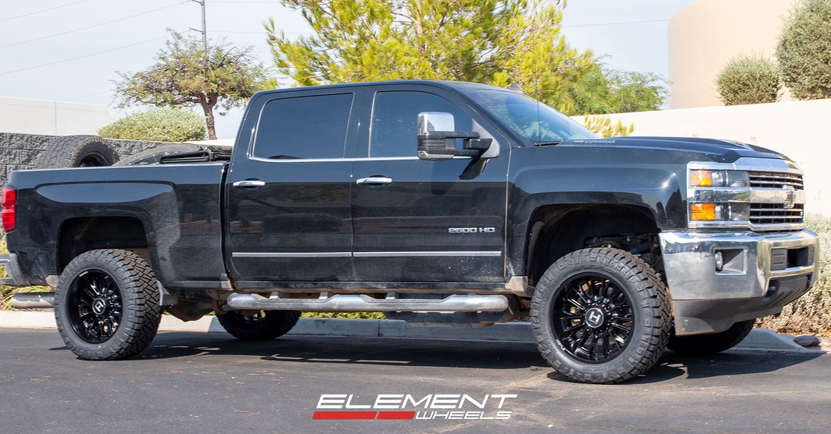 20 inch Hostile H114 Fury Asphalt on a 2018 Chevrolet Silverado 2500