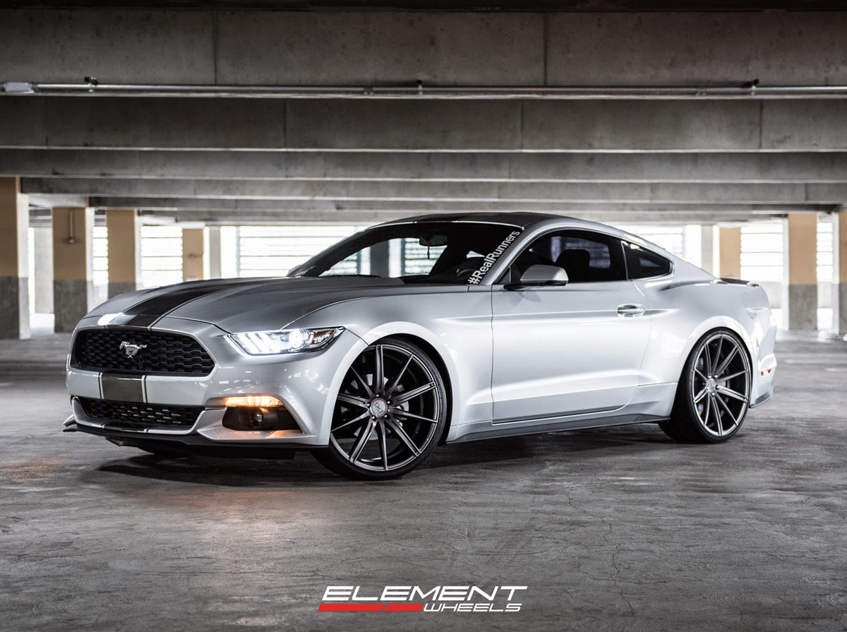 22 inch Blaque Diamond BD9 Wheels on 2015 Ford Mustang w/ Specs