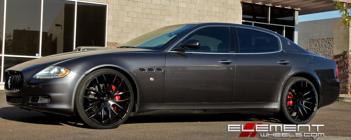22 inch Staggered Giovanni Gloss Black on 2009 Maserati Quattraporte w/ Specs