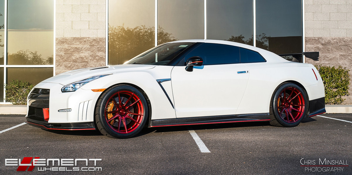 20 inch Staggered Rohana RF2 Gloss Red (Rotary Forged) on 2015 Nissan GTR (Nismo) w/ Specs