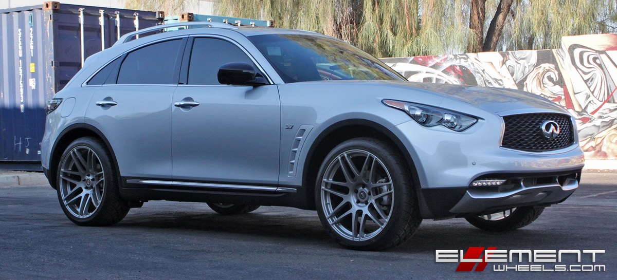 22x10.5 Forgestar F14 Gloss Gunmetal on a 2017 Infiniti QX70 w/ Specs