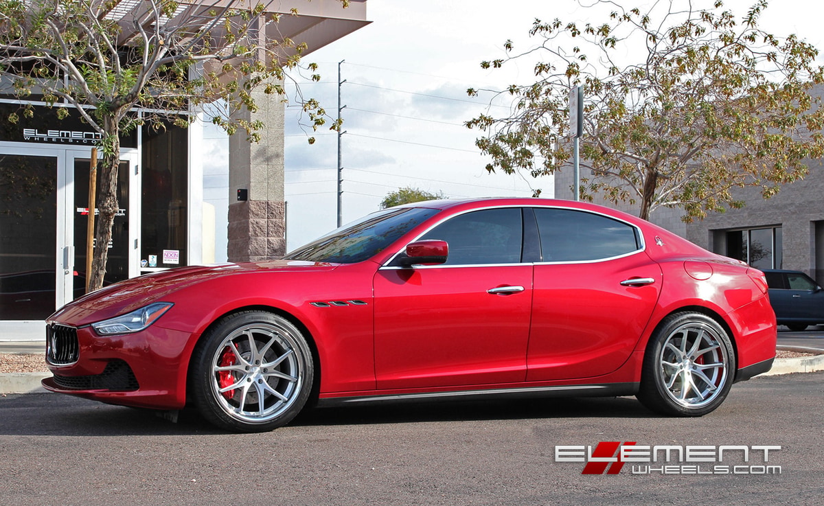 20 Inch Staggered Ferrada FR2 Silver Wheels on 2015 Maserati Ghibli