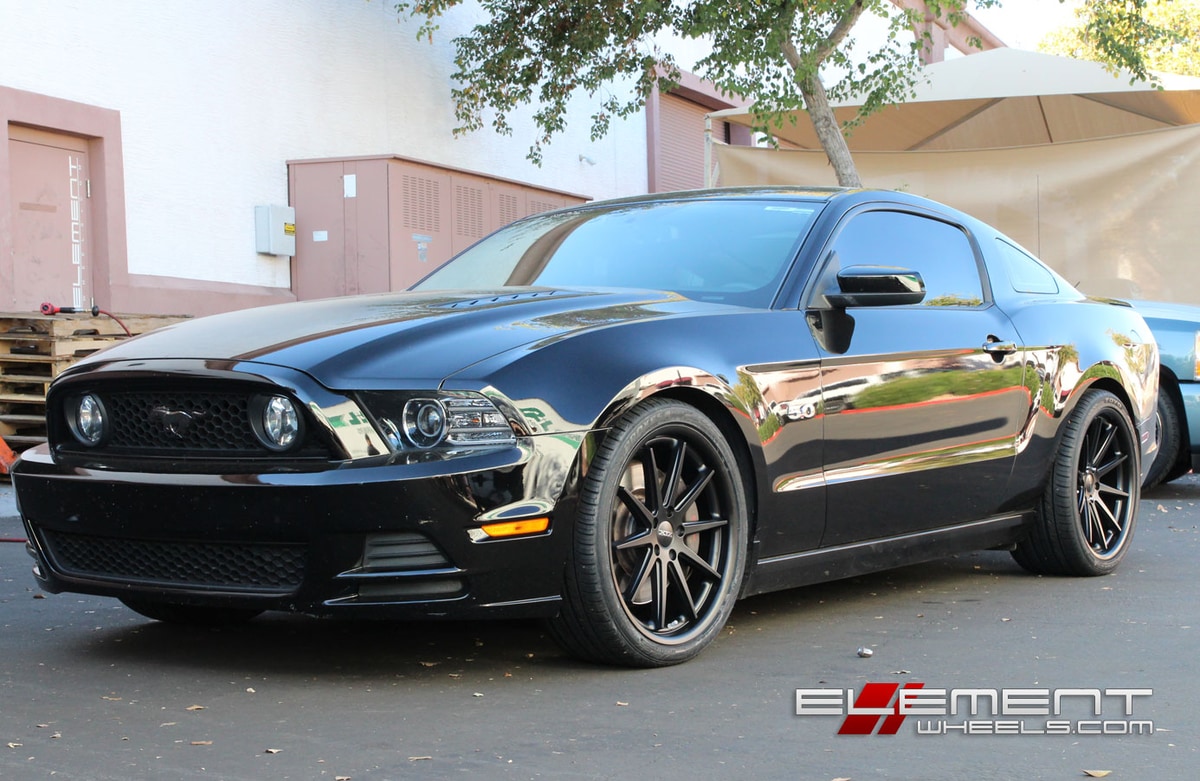 XIX X31 Black Wheels on 12 Ford Mustang GT500 w/ Specs