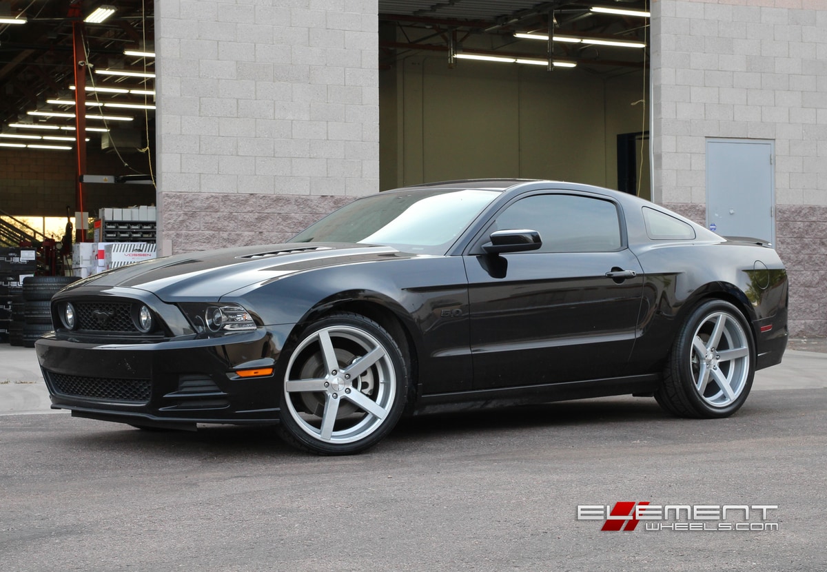 20 inch Staggered Rovos Durban Wheels on 2013 Ford Mustang w/ Specs
