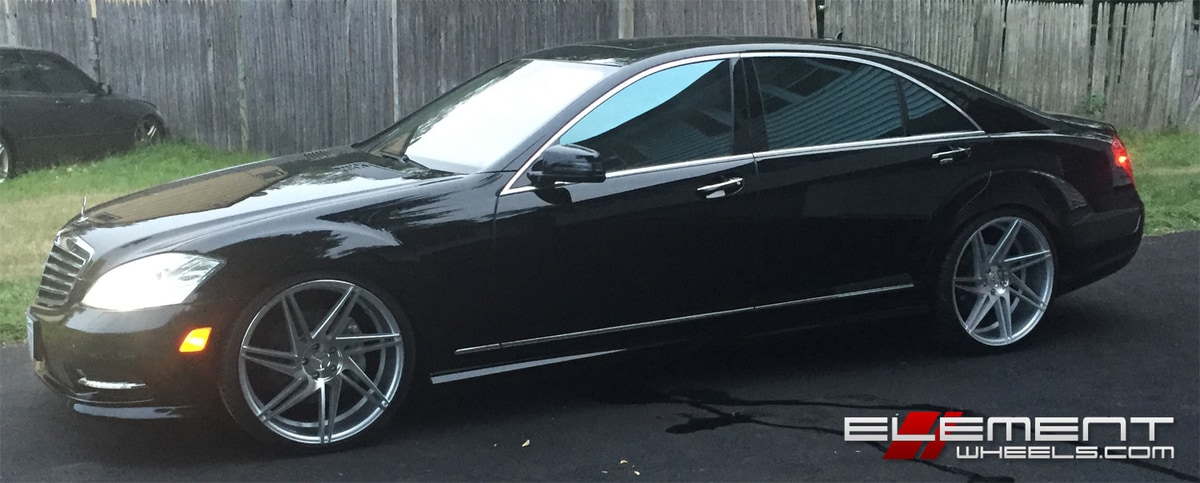 22 inch Staggered Blaque Diamond BD-1 Silver w/ Polished Face on 2010 Mercedes Benz S550 w/ Specs
