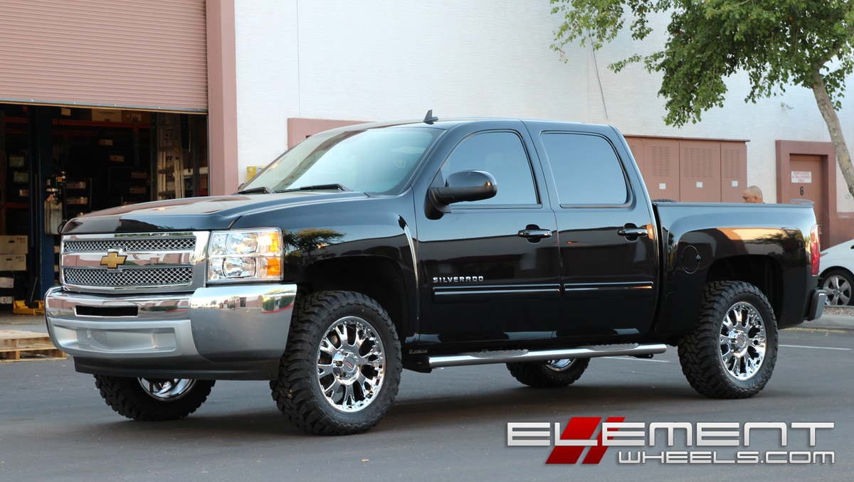 Moto Metal MO956 Chrome wheels on 2012 Chevy Silverado 1500 w/ Specs