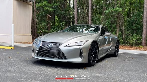 21x9 | 21x10.5 Staggered Ferrada Forge-8 FR8 on 2018-2025 Lexus LC