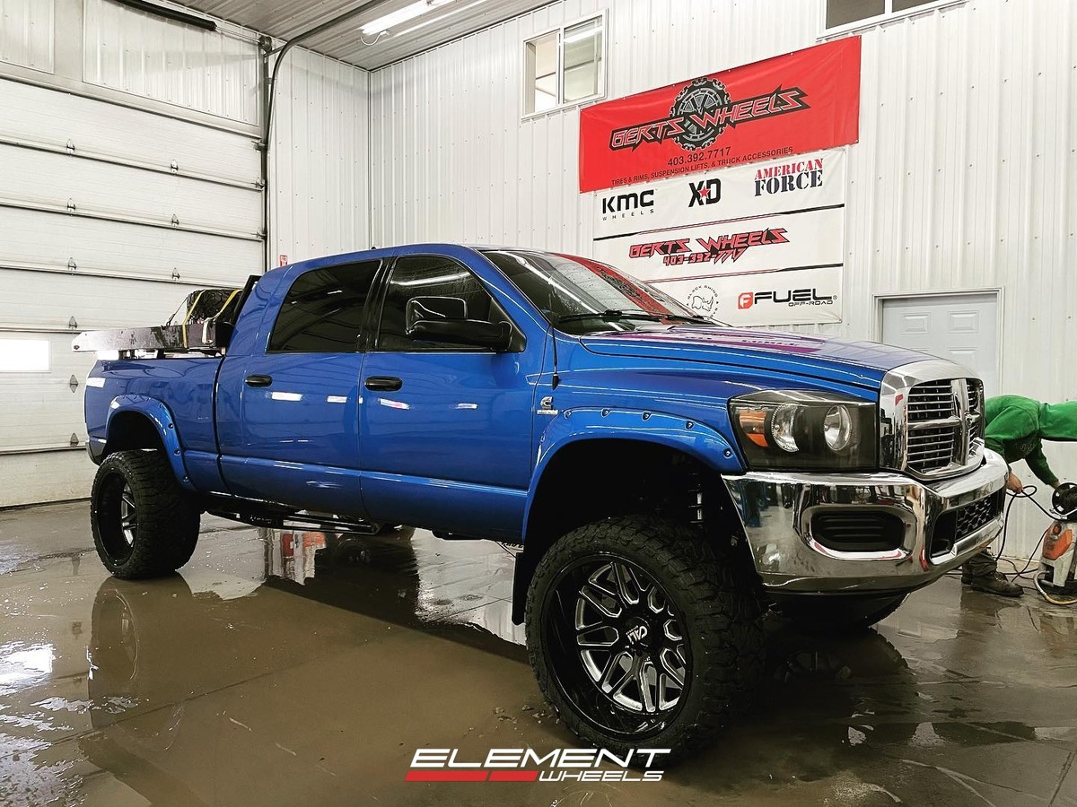 24x14 Cali Off-Road Wheels Cali Off-Road Invader 9115 on Dodge 2006-2009 Dodge Ram 2500/3500
