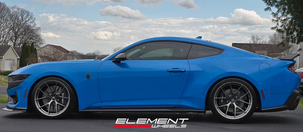 20x10 | 20x11 Staggered Element Forged SF-3 on 2024-2025 Ford Mustang