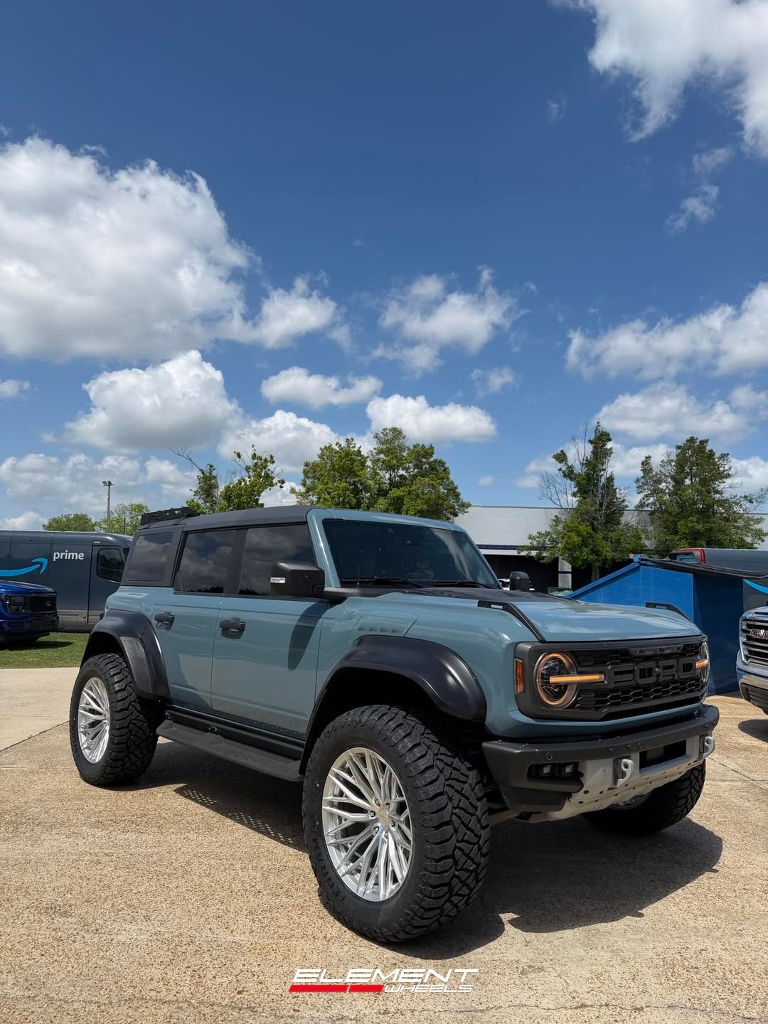 22x10 Vossen HFX-6 on 2022-2025 Ford Bronco Raptor