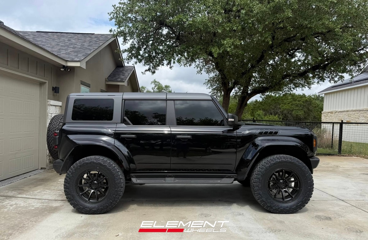 20x9.5 Fuel Off-Road Variant Matte Black D791 on 2022-2025 Ford Bronco Raptor