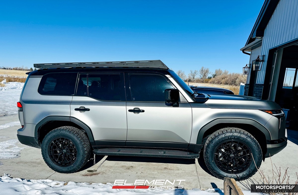 20x9 Vossen HFX-1 Gloss Black (Hybrid Forged) on 2024-2025 Lexus GX