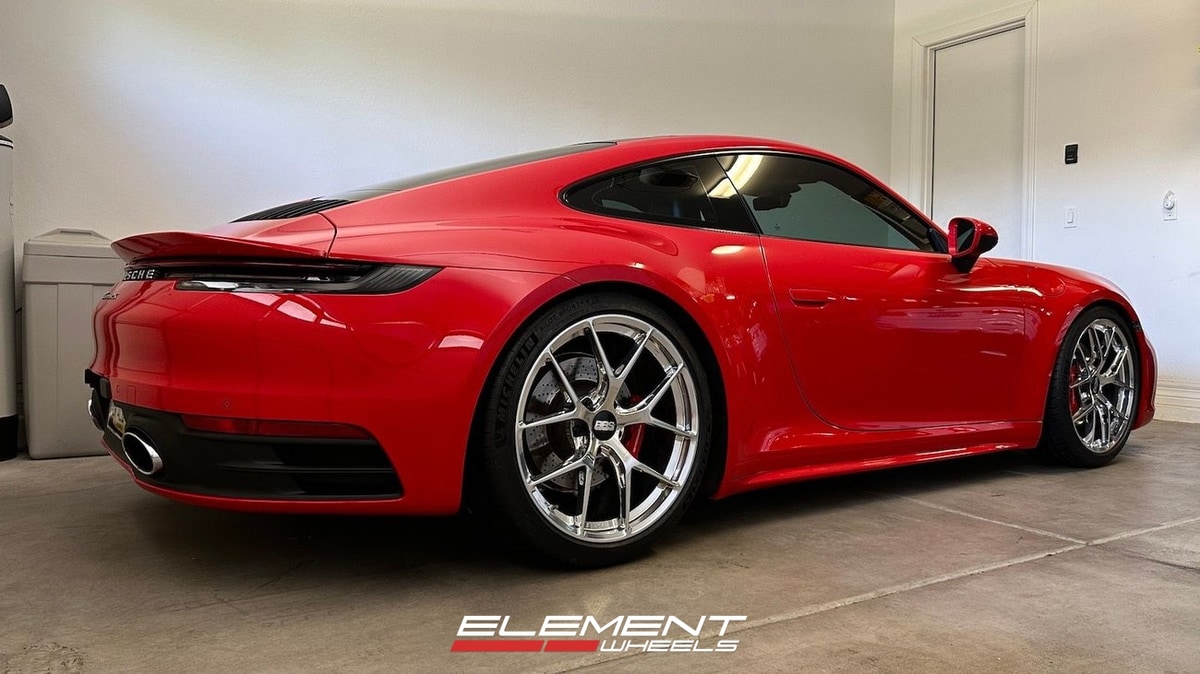 20x9 | 21x11.5 Staggered on 2020-2025 Porsche 911 Carrera 992 Non-Turbo 5-Lug