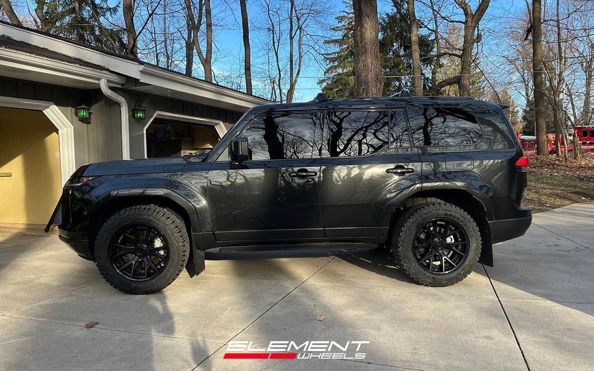 20x9 Fuel Off-Road Catalyst Matte Black w/ Gloss Black Lip FC402 on 2024-2025 Lexus GX