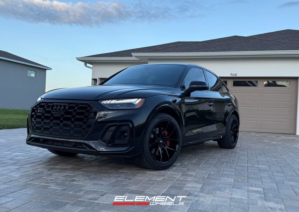 20x10 Savini Black Di Forza BM14 Gloss Black (Concave) on 2018-2025 Audi SQ5