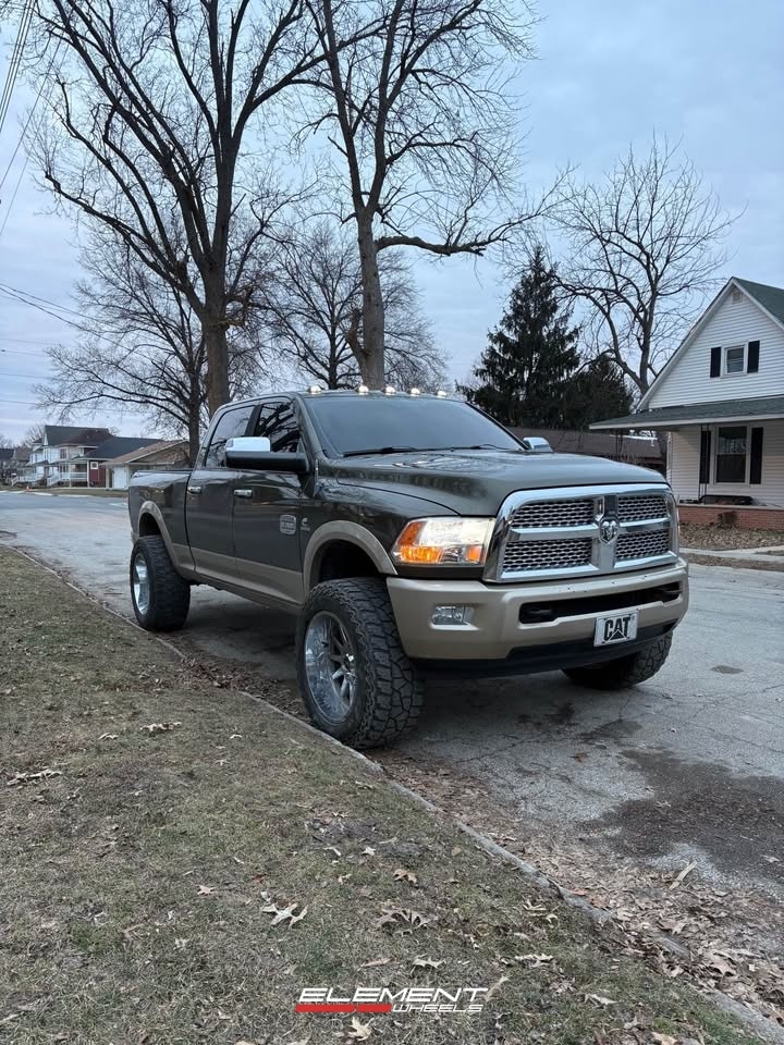 22x12 TIS Off-Road 544MB on 2010-2018 RAM 2500/3500