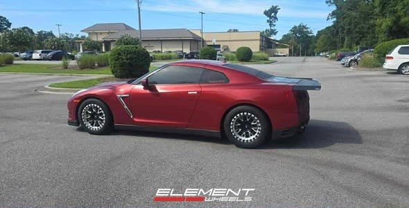 18x10 | 17x11 Staggered on 2009-2024 Nissan GT-R