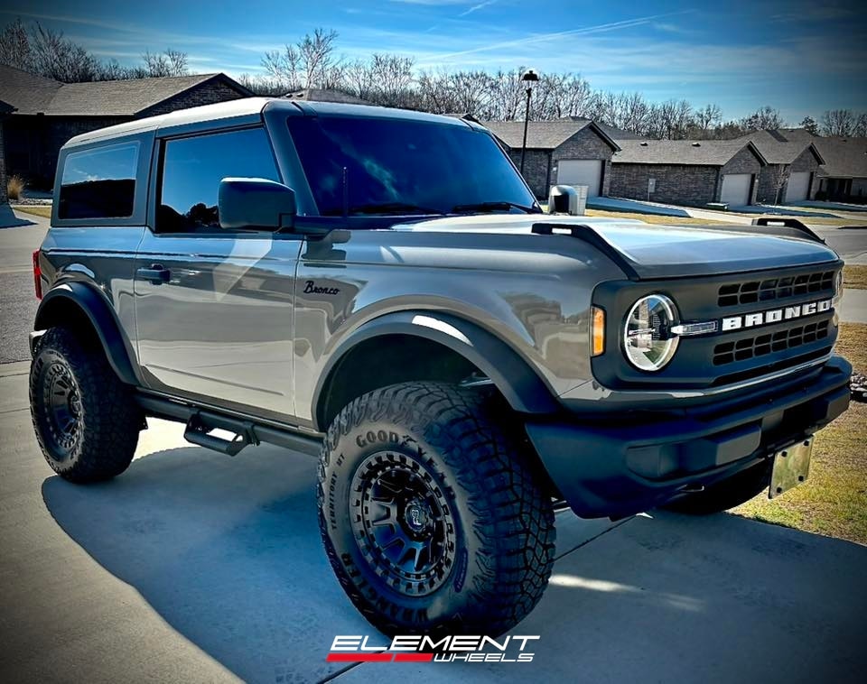 17x8.5 Black Rhino Barrage on 2021-2025 Ford Bronco