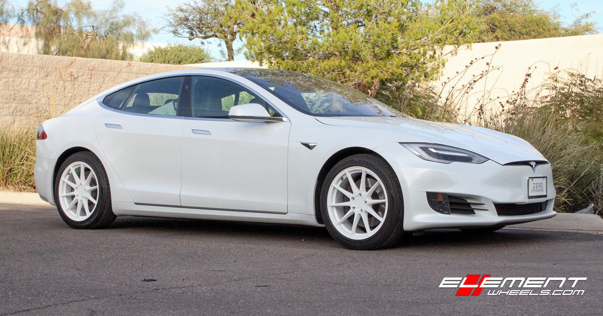 Tesla Tesla Model S 19 inch Vertini RF1.3 Colored Bright White on Tesla ...