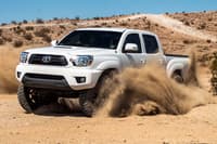 icon 2005-2023 toyota tacoma, 2.5 vs extended travel, remote reservoir w/ cdev coilover kit 58735e
