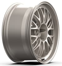 19x11 fifteen52 holeshot rsr white gold (flow formed) 5x130 56mm
