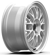 20x9 fifteen52 holeshot rsr radiant silver (flow formed) 5x112 25mm