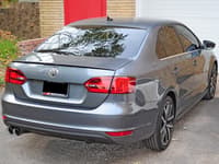 awe tuning 11-18 vw mk6 gli 2.0t - mk6 jetta 1.8t touring edition exhaust - diamond black tips 3015-23050